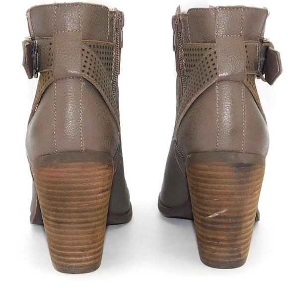 Vintage Crown "Perania" Leather Boot - Picture 7 of 9